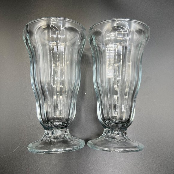 Set of 2 Heavy Glass Tulip Vintage Ice Cream Sundae Parfait Milkshake Glasses - Picture 6 of 8